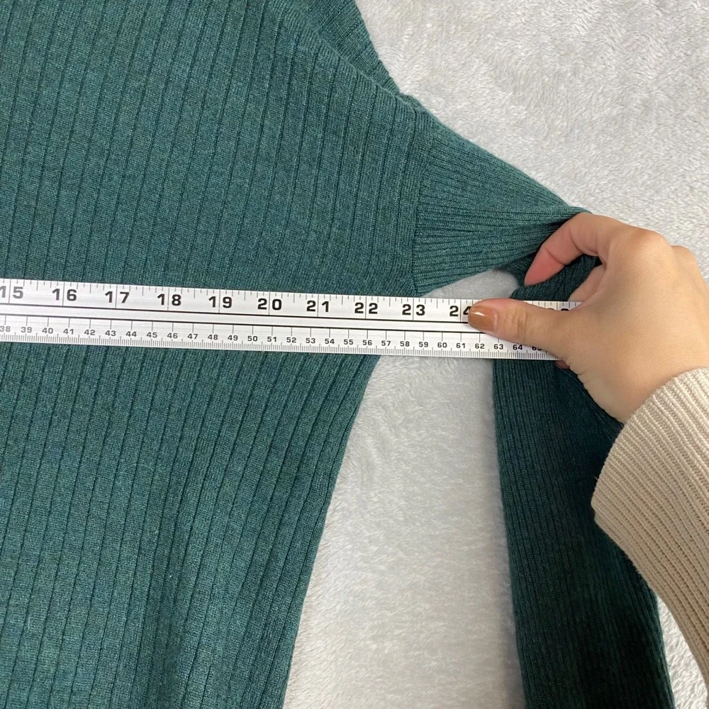 Tahari Womens Forest Green 100% Extra Fine Merino Wool Ribbed Sweater L - Picture 4 of 6